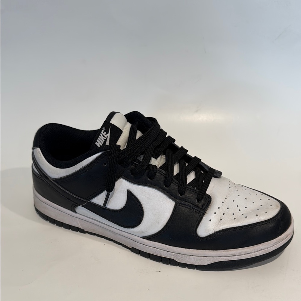 NIKE | Dunk Low Shoes | Women's 11 / Men's 9.5